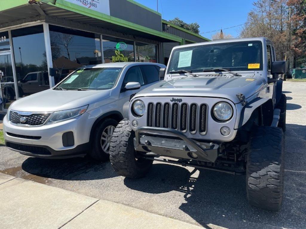 2014 Jeep Wrangler Sahara's photo